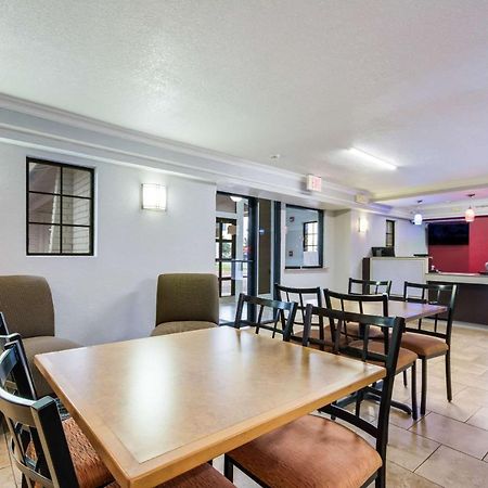 Econo Lodge Del City エクステリア 写真