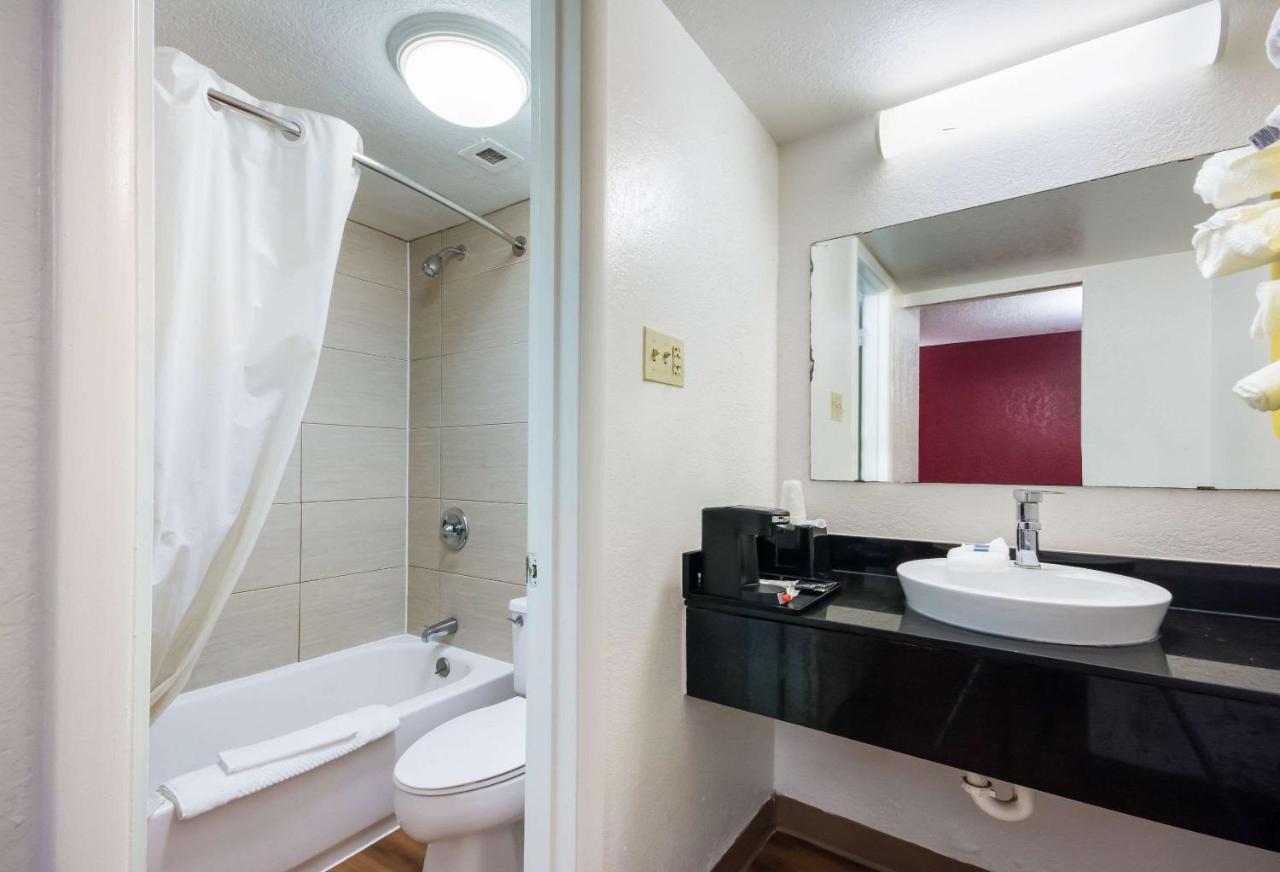 Econo Lodge Del City エクステリア 写真