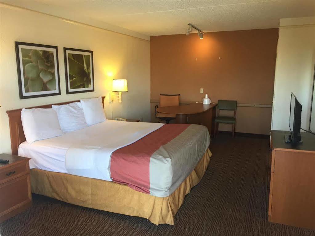 Econo Lodge Del City エクステリア 写真