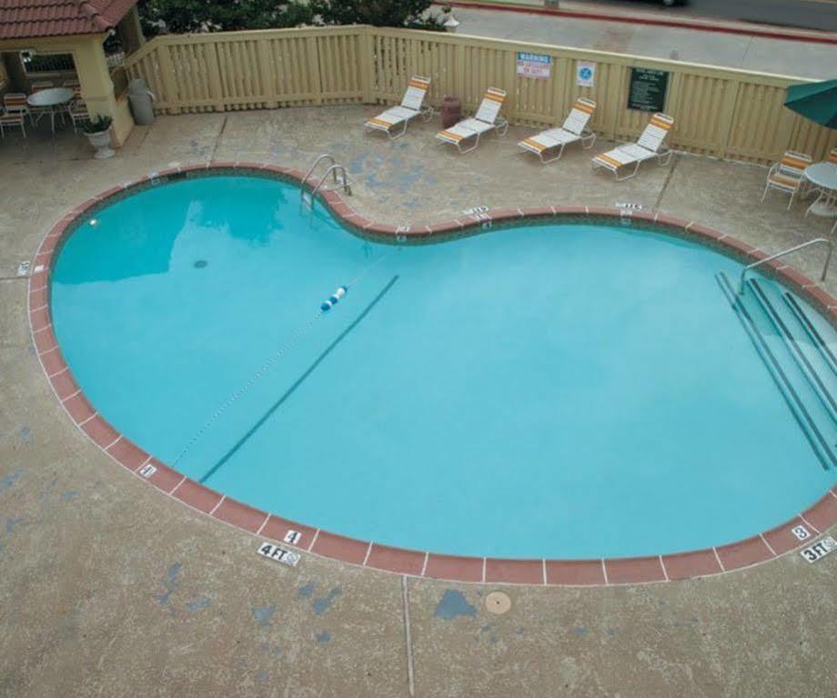 Econo Lodge Del City エクステリア 写真