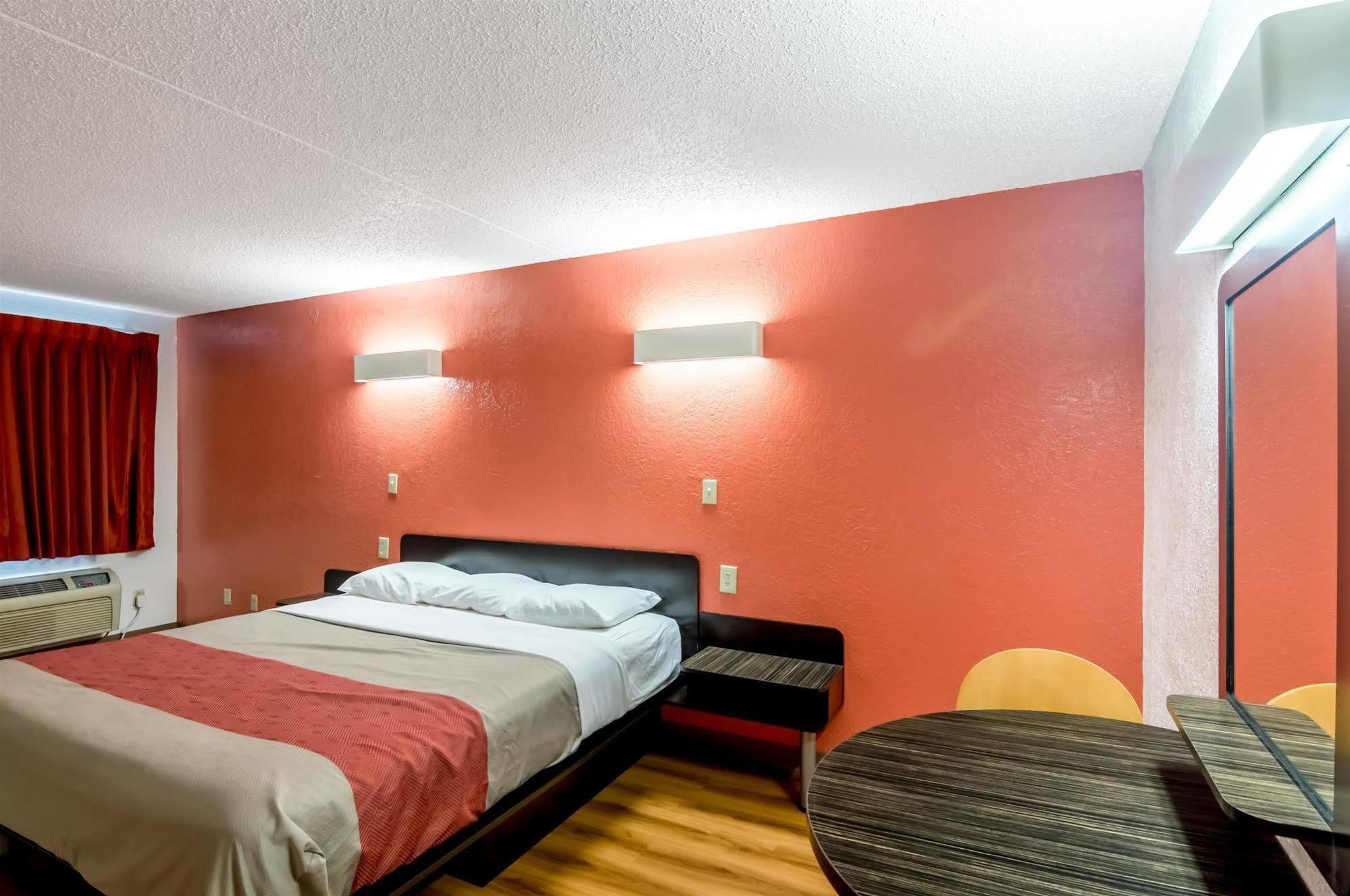 Econo Lodge Del City エクステリア 写真