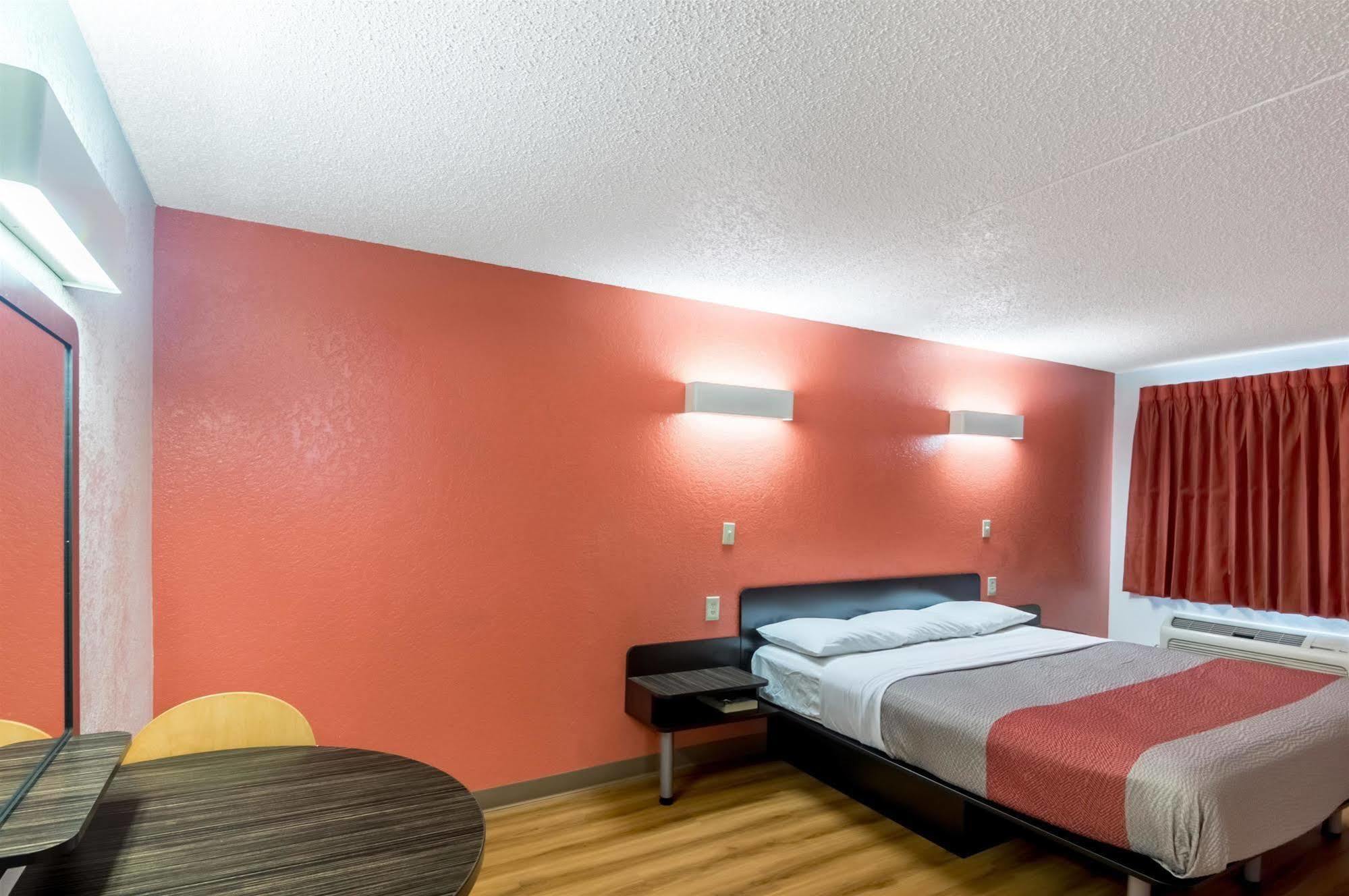 Econo Lodge Del City エクステリア 写真