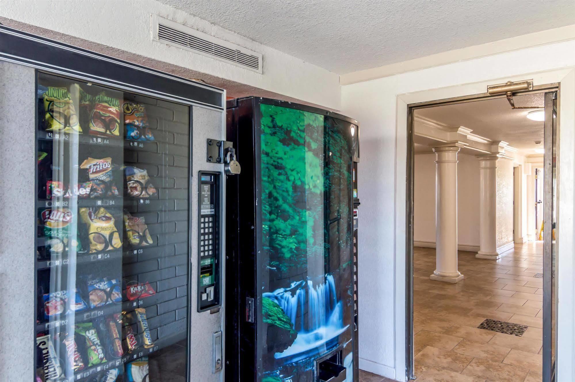 Econo Lodge Del City エクステリア 写真